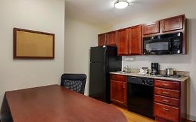 Hawthorn Suites Fitchburg